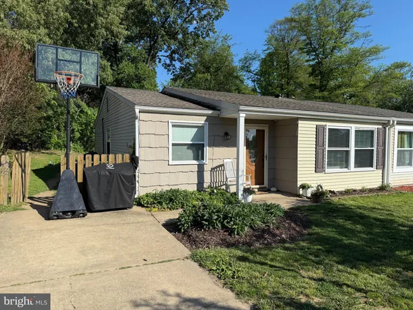 $325,000 | 8273 Sebring Court, Severn, MD 21144