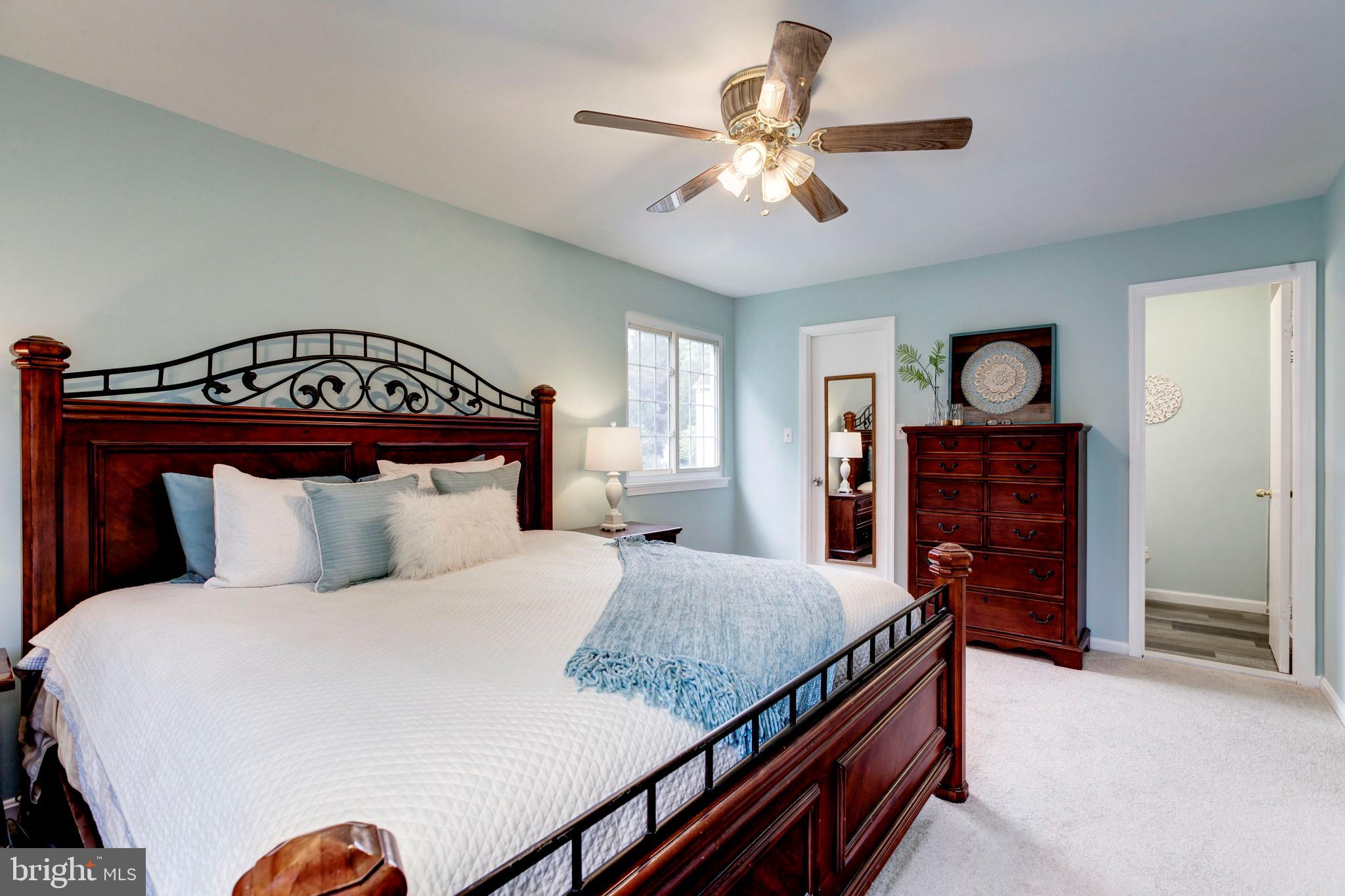 7820 Miller Fall Road Rockville, MD 20855 - Photo 13 of 27 Gallery Image 13