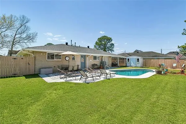 $294,999 | 421 East Street Jean The Baptist Street, Chalmette, LA 70043