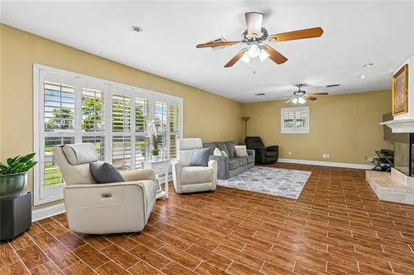 $294,999 | 421 East Street Jean The Baptist Street, Chalmette, LA 70043