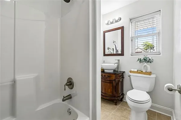 $294,999 | 421 East Street Jean The Baptist Street, Chalmette, LA 70043