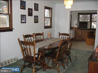 21 Cherokee Road New Britain, PA 18901 - Photo 3 of 6 Gallery Image 3