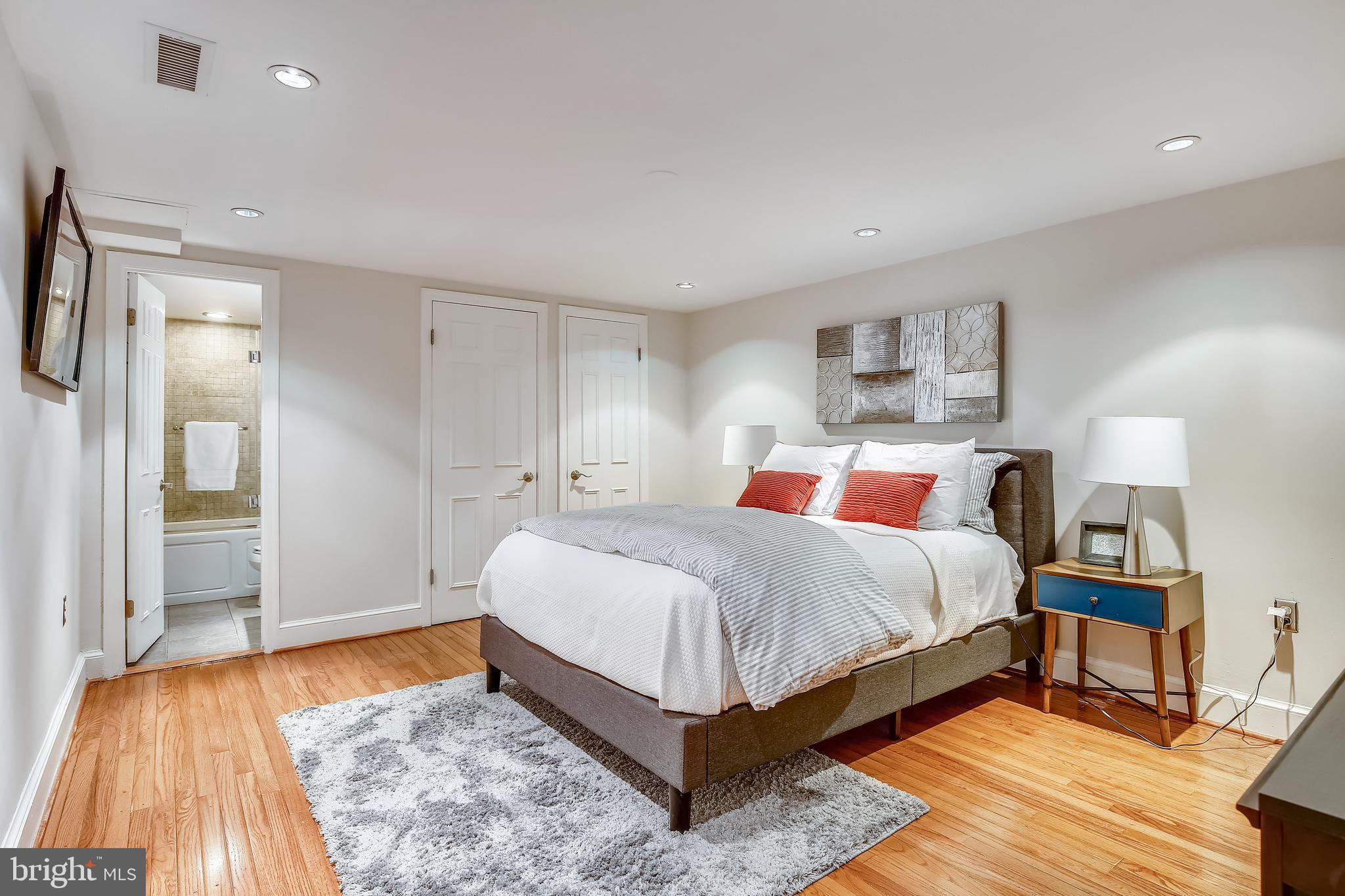 1916 17th Street Northwest, Unit 104 Washington, DC 20009 - Photo 21 of 36