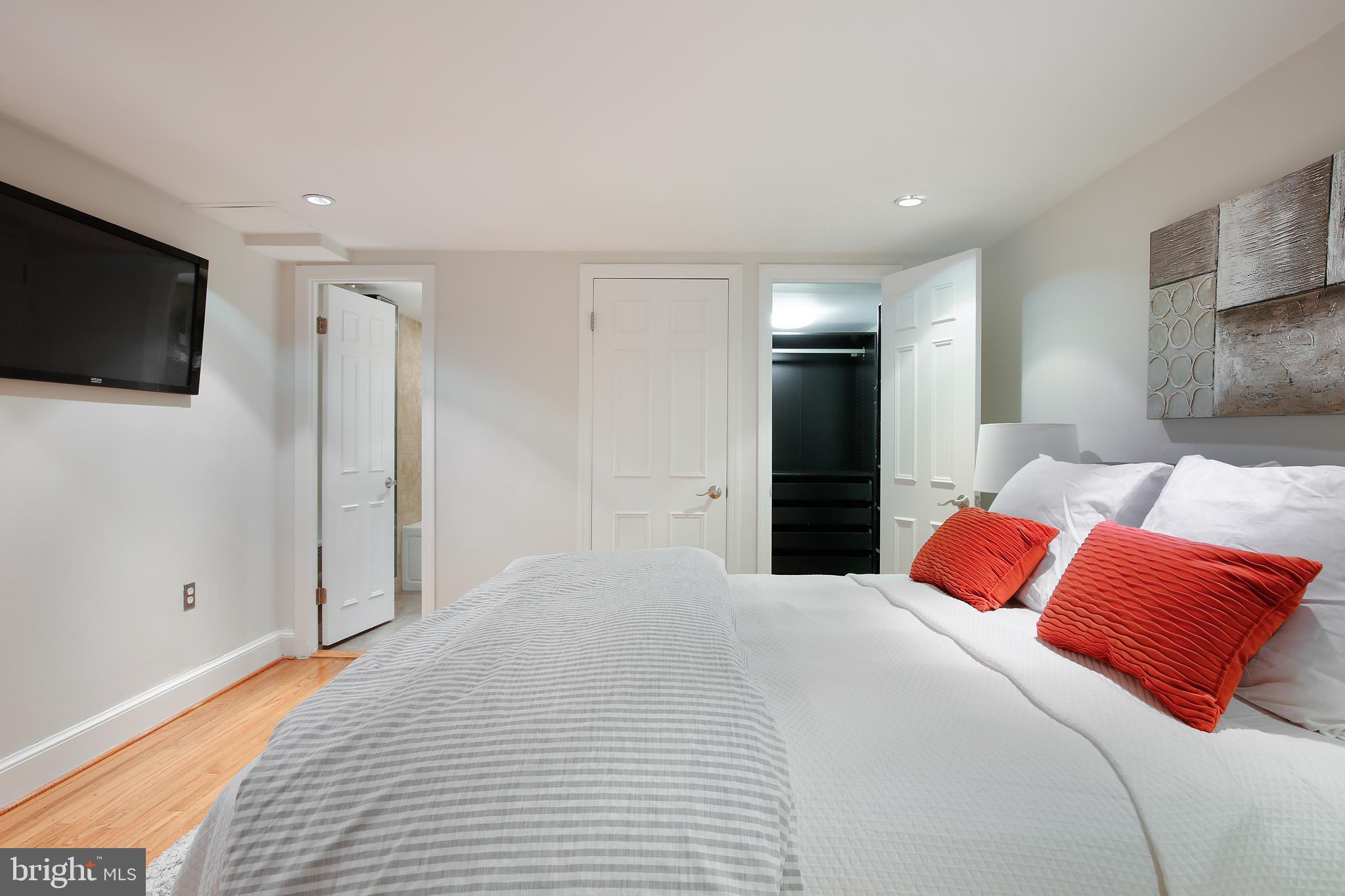 1916 17th Street Northwest, Unit 104 Washington, DC 20009 - Photo 22 of 36