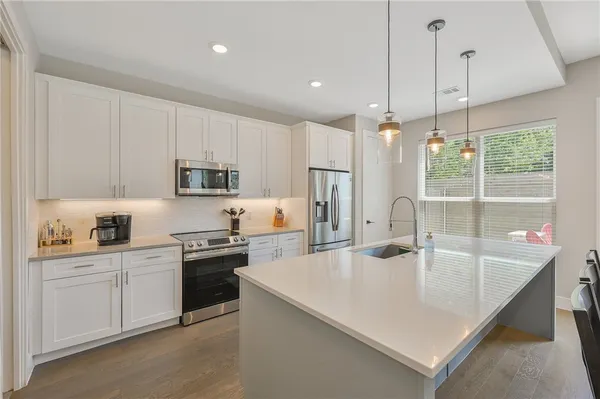 $3,800 | 274 Estates Circle, College Station, TX 77840