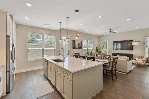 $3,800 | 274 Estates Circle, College Station, TX 77840