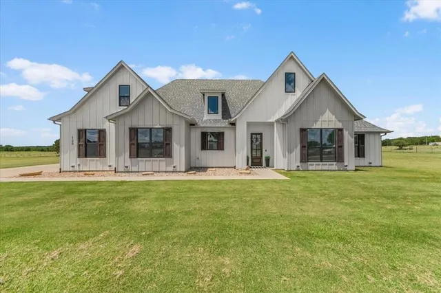 $625,000 | 108 A Stafford Trail, Weatherford, TX 76088