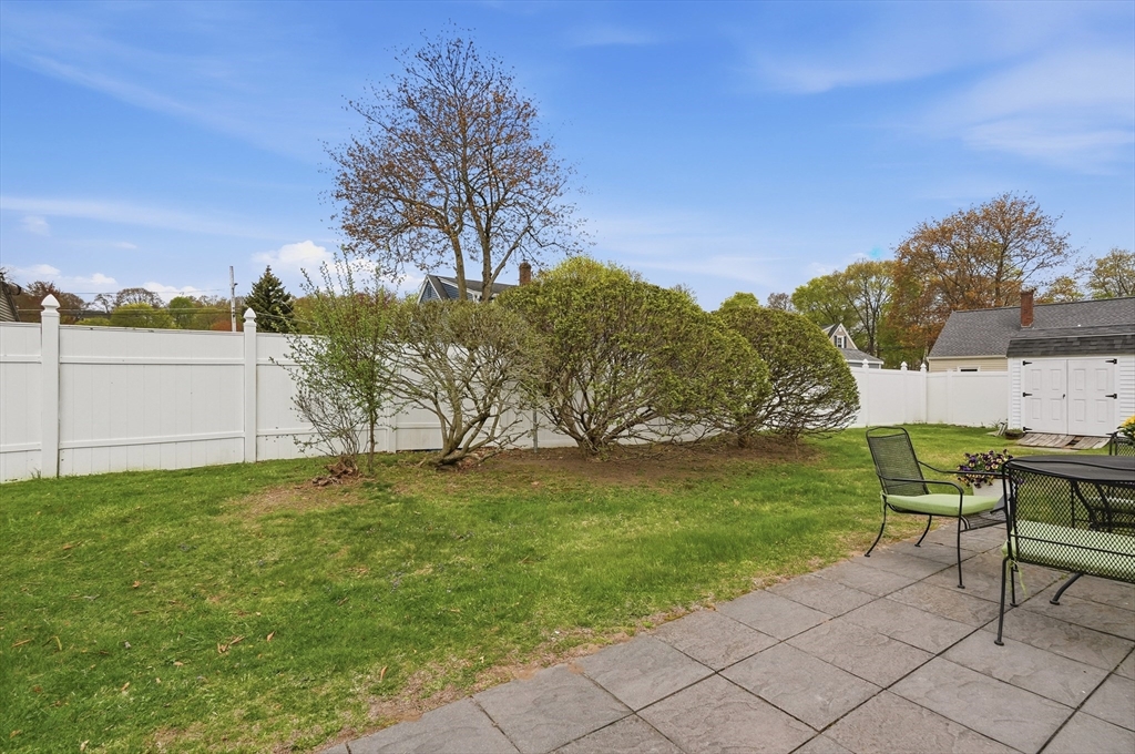 35 Enfield Street Lowell, MA 01852 - Photo 24 of 29 Gallery Image 24