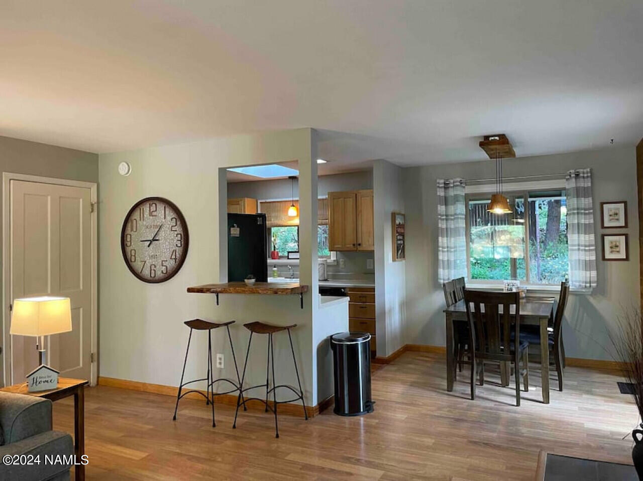 669 Cherokee Flagstaff, AZ 86005 - Photo 10 of 24 669Cherokee_40437_11