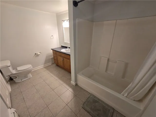 $1,750 | 180 South Main Street, Unit B, Burrillville, RI 02859