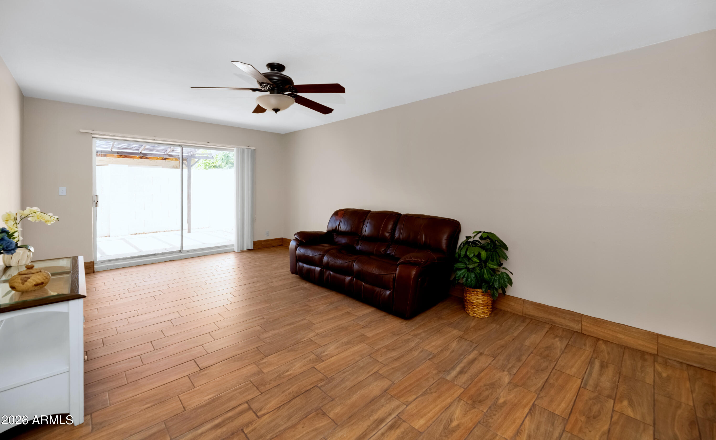 3031 West Hearn Road Phoenix, AZ 85053 - Photo 4 of 31