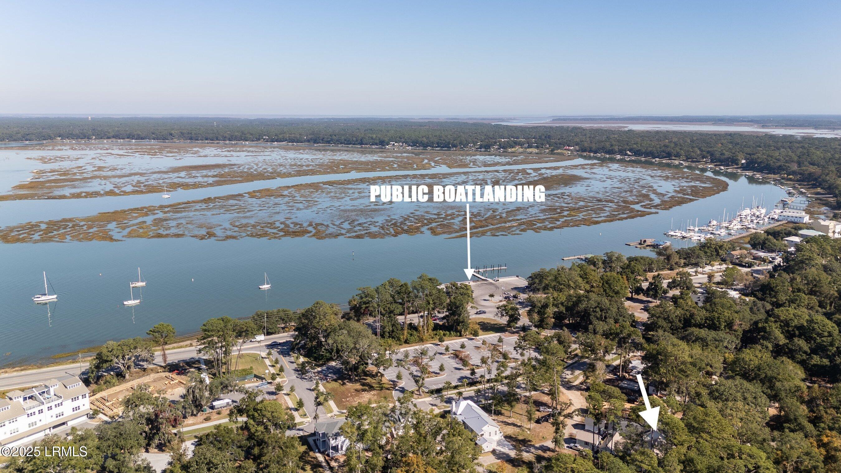 6 Harborview Circle Beaufort, SC 29907 - Photo 3 of 63 DJI_20251107120822_0372_D-1.jpg-SMALL