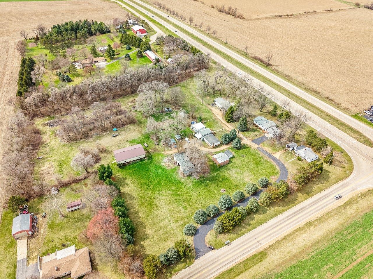 2280 South Rock City Road Ridott, IL 61067 - Photo 34 of 59