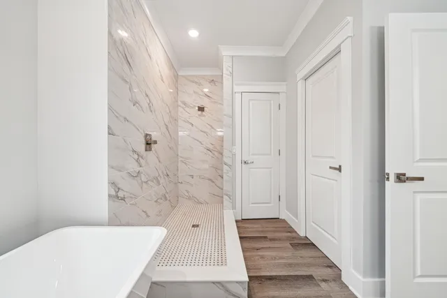 $860,000 | 3101 P.G.A Boulevard, Navarre, FL 32566