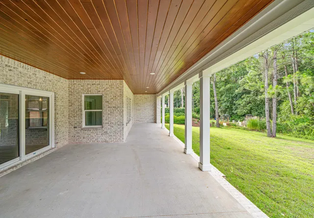 $860,000 | 3101 P.G.A Boulevard, Navarre, FL 32566