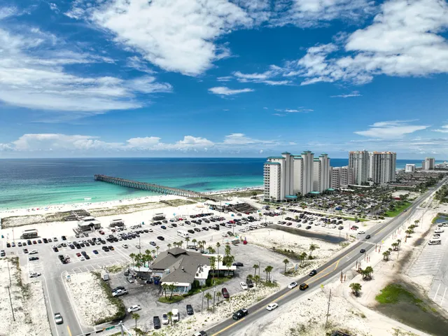 $885,000 | 3101 P.G.A Boulevard, Navarre, FL 32566