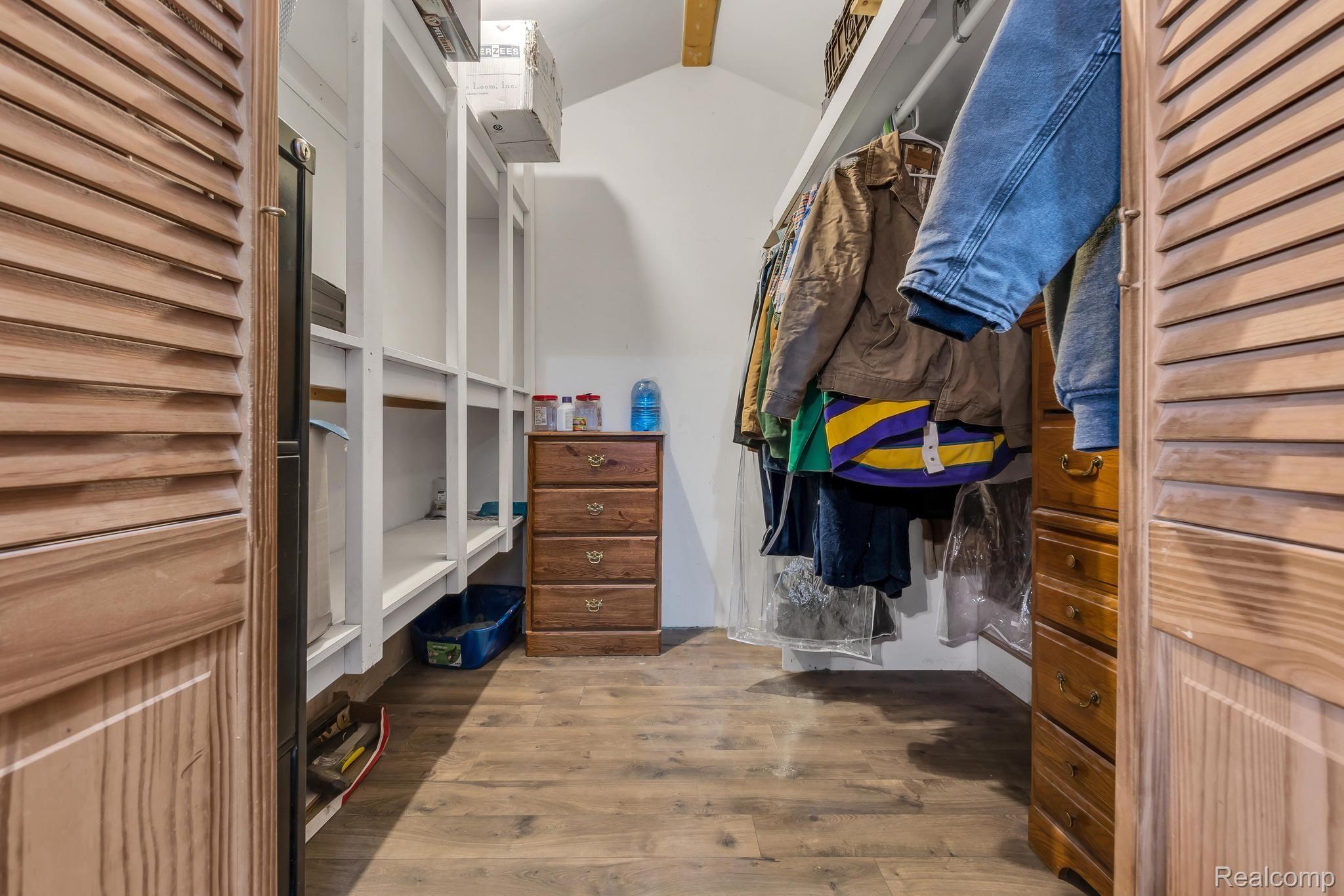 7024 Sheldon Road Whitmore Lake, MI 48189 - Photo 21 of 43 Gallery Image 21
