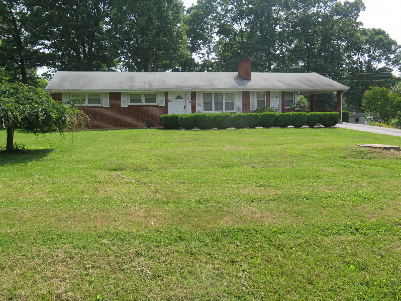 470 Blue Ridge Drive Blue Ridge, VA 24064 - Photo 2 of 17 Front