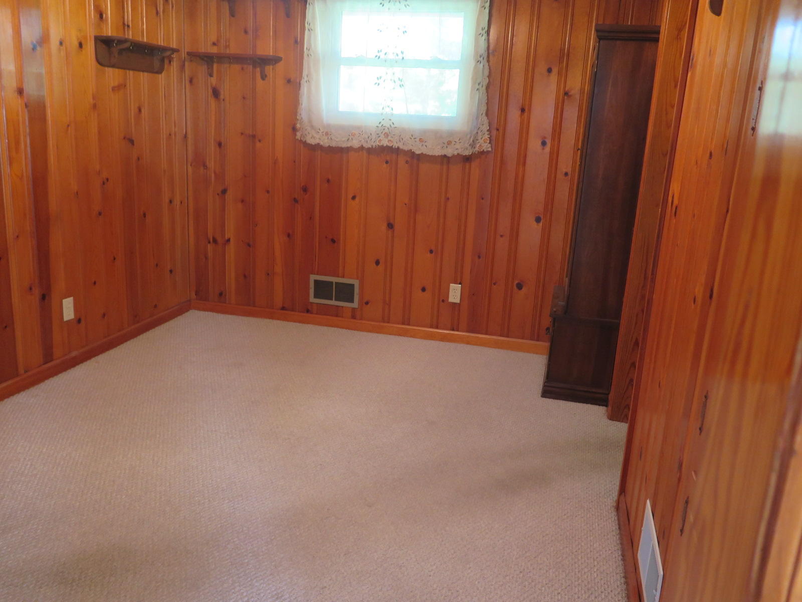 470 Blue Ridge Drive Blue Ridge, VA 24064 - Photo 6 of 17 Dining Room