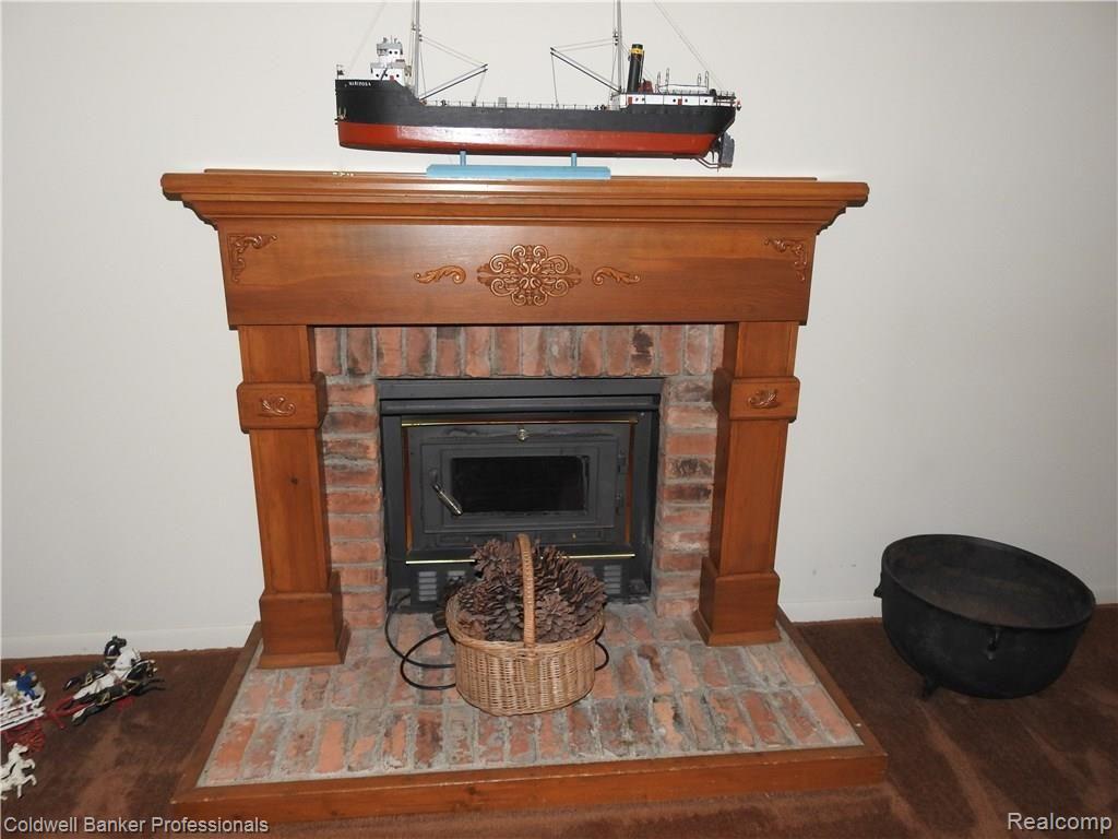 1779 Peppermill Road Lapeer, MI 48446 - Photo 13 of 32 DSCN0119.JPG