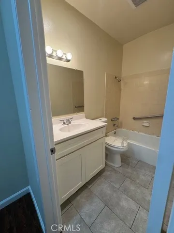 $2,150,000 | 615 Cerritos Avenue, Long Beach, CA 90802