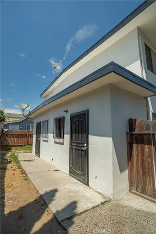 $2,150,000 | 615 Cerritos Avenue, Long Beach, CA 90802