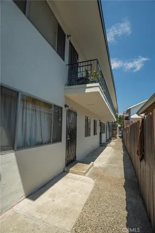 $2,150,000 | 615 Cerritos Avenue, Long Beach, CA 90802