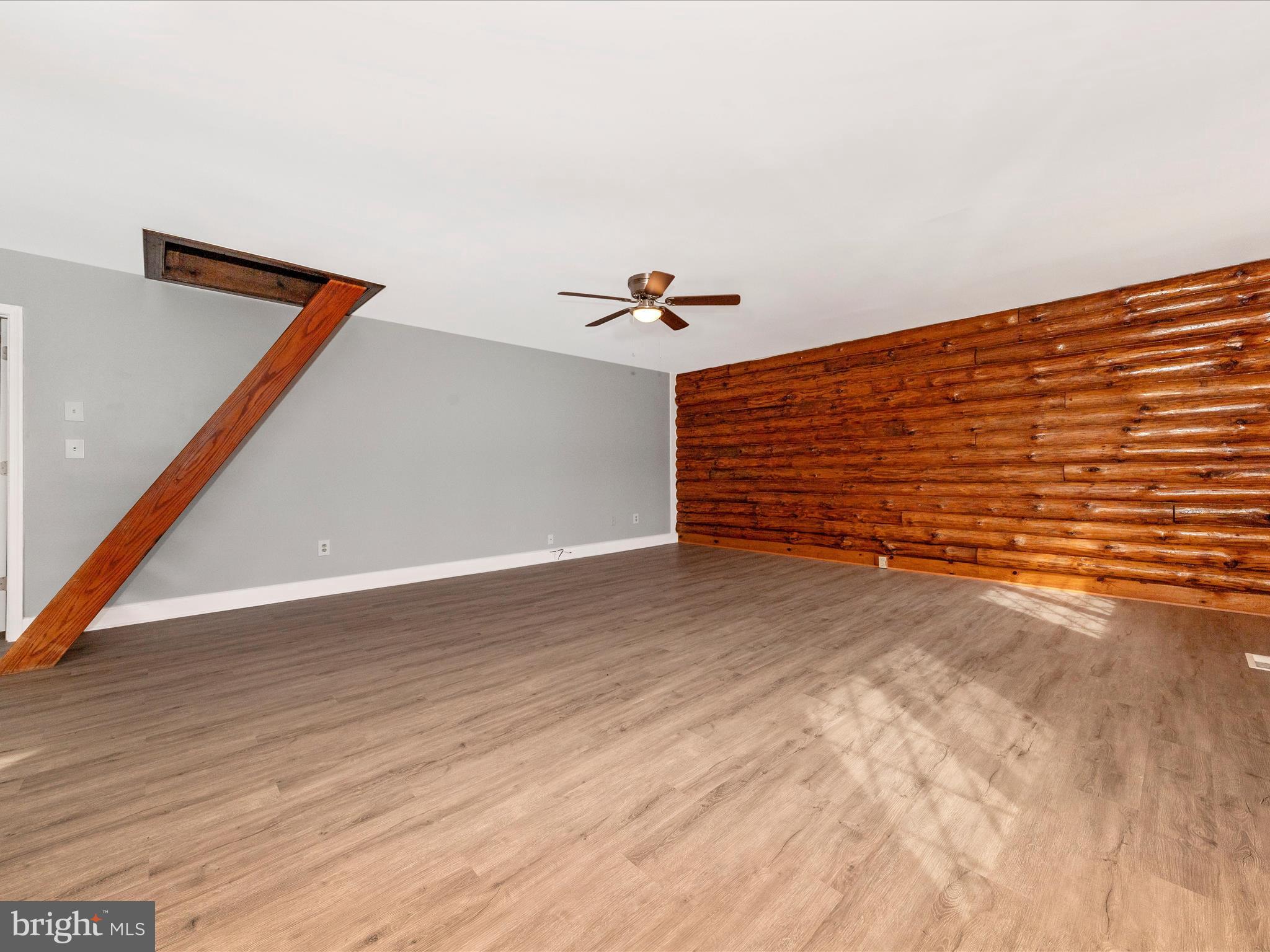 9513 Huntmaster Road Gaithersburg, MD 20882 - Photo 7 of 51 a view of an empty room