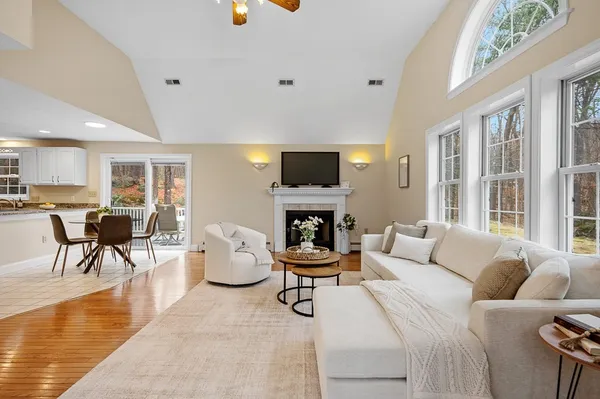 $875,000 | 356 Church Street, Northborough, MA 01532