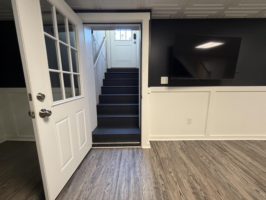8 Fairbrook Road Framingham, MA 01701 - Photo 32 of 42