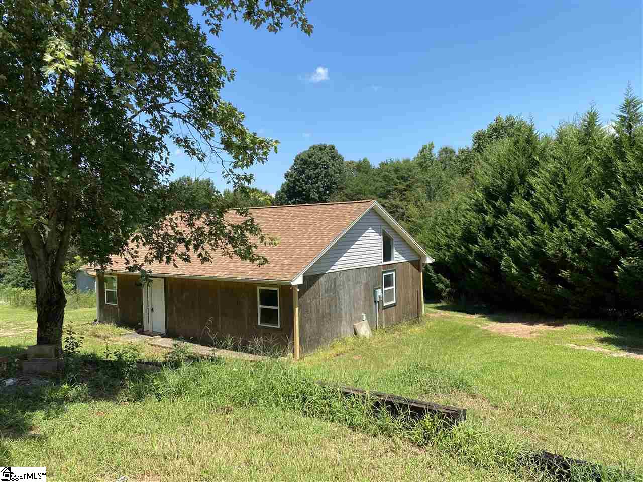220 Applebark Lane Inman, SC 29349 - Photo 2 of 22