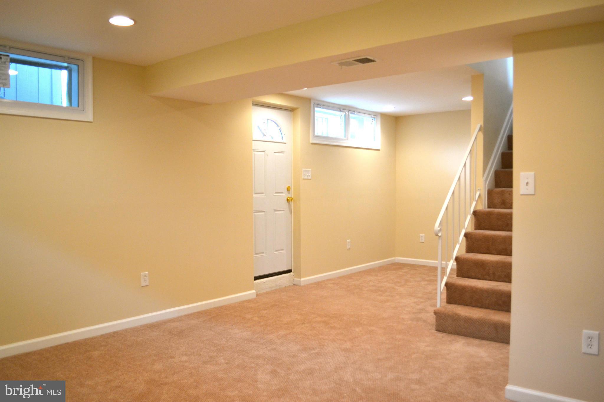 8416 Charlton Road Randallstown, MD 21133 - Photo 23 of 30 Family Room w/Walkout to Yard