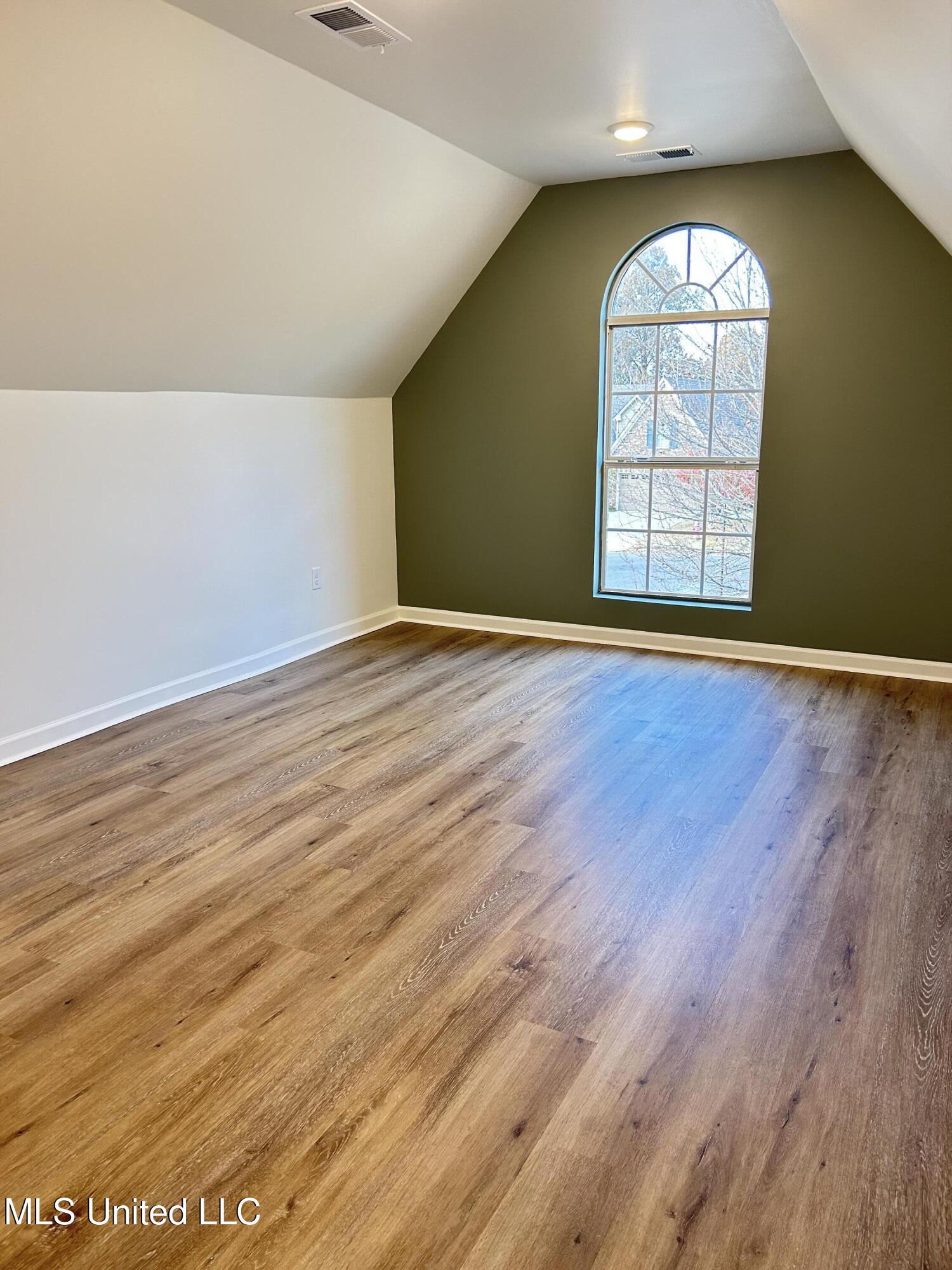 781 Cedar Trace Circle Hernando, MS 38632 - Photo 16 of 22 Upstairs fourth bedroom with views