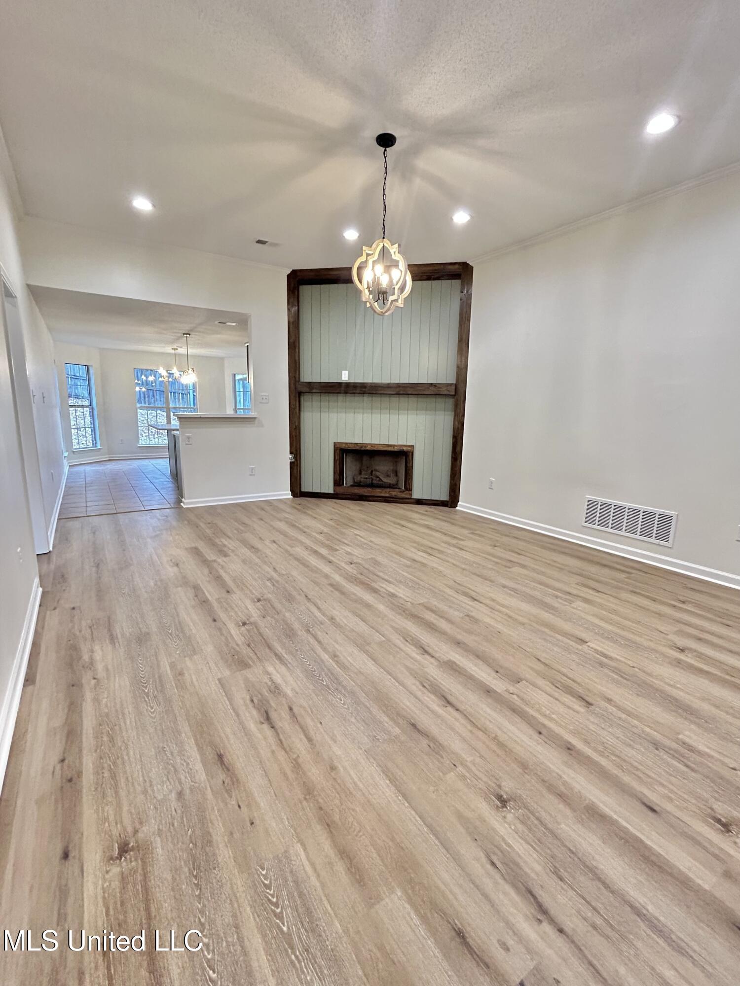 781 Cedar Trace Circle Hernando, MS 38632 - Photo 5 of 22 IMG_0727