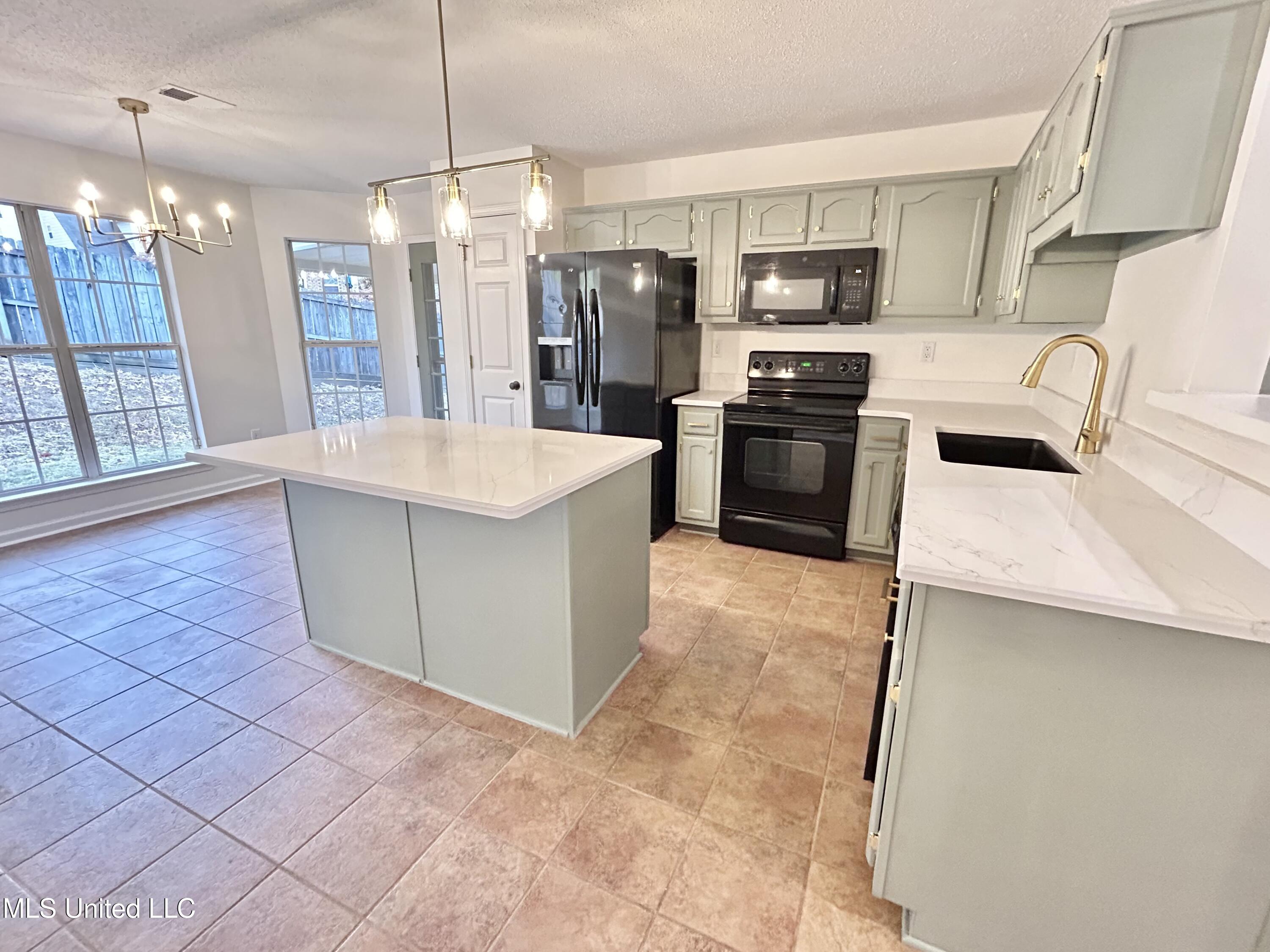 781 Cedar Trace Circle Hernando, MS 38632 - Photo 8 of 22 IMG_0725