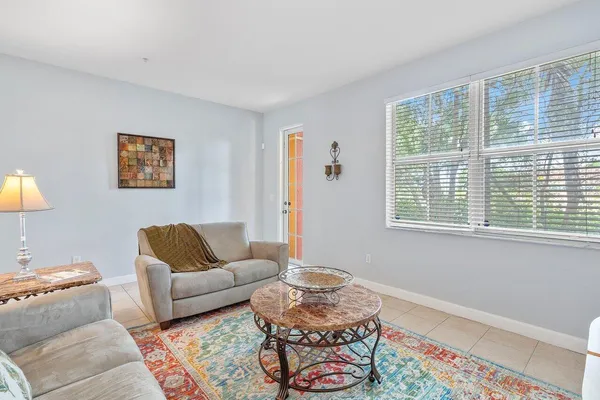 $2,400 | 2046 Shoma Drive, Royal Palm Beach, FL 33414