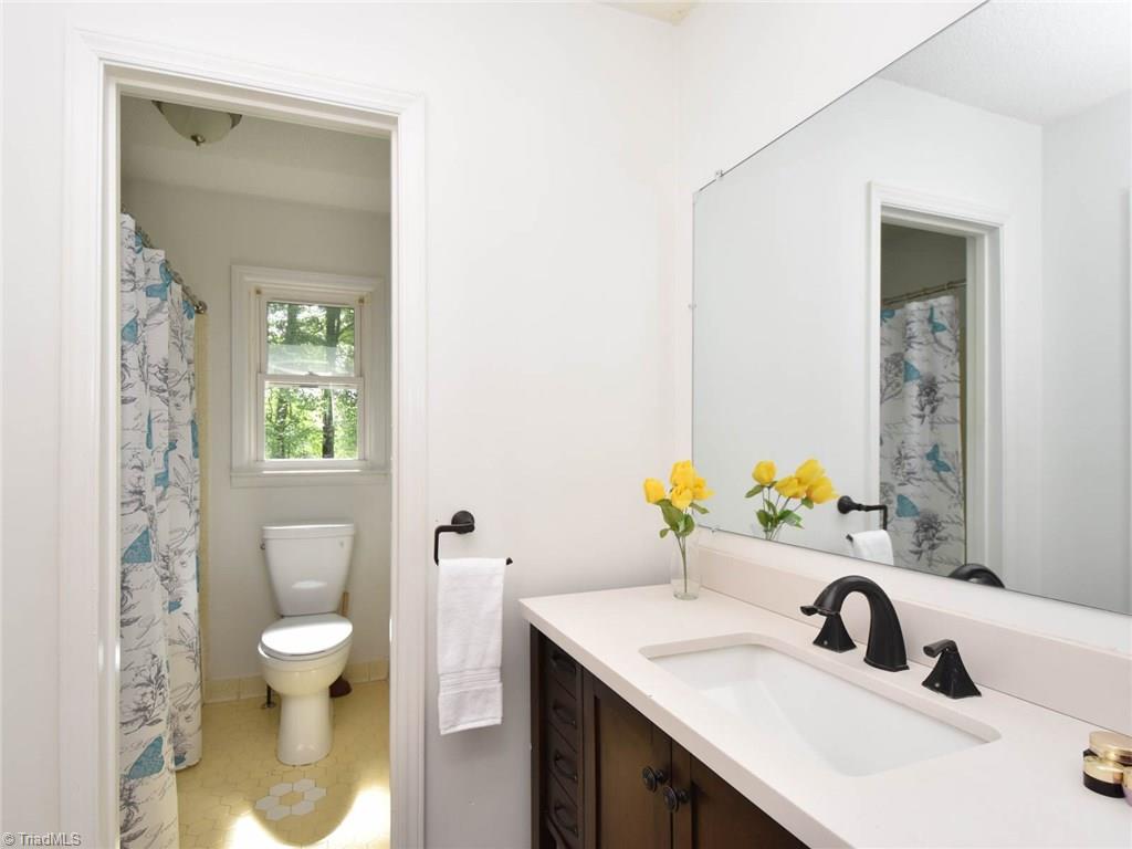 2819 Roland Road Greensboro, NC 27407 - Photo 12 of 20 Gallery Image 12