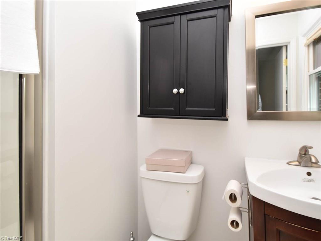 2819 Roland Road Greensboro, NC 27407 - Photo 18 of 20 Gallery Image 18