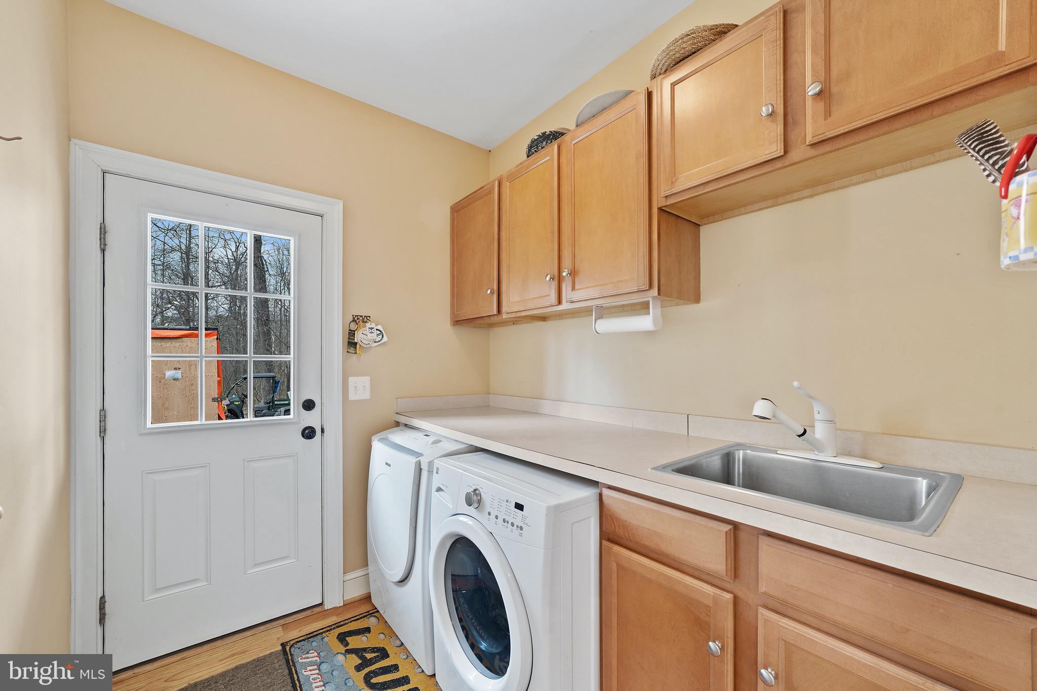 5462 Free State Road Marshall, VA 20115 - Photo 22 of 58 a utility room with dryer and washer