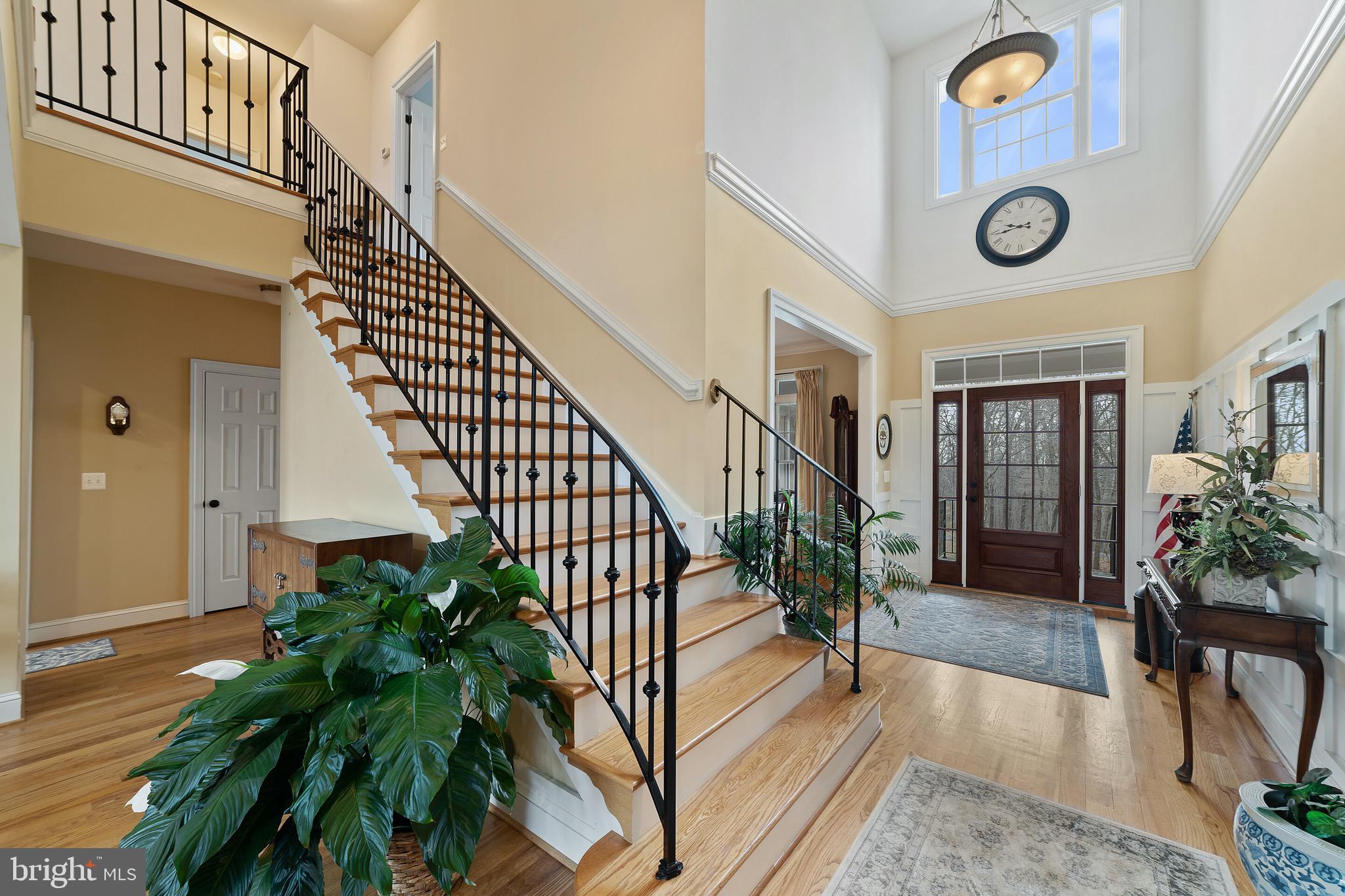 5462 Free State Road Marshall, VA 20115 - Photo 4 of 58 Foyer