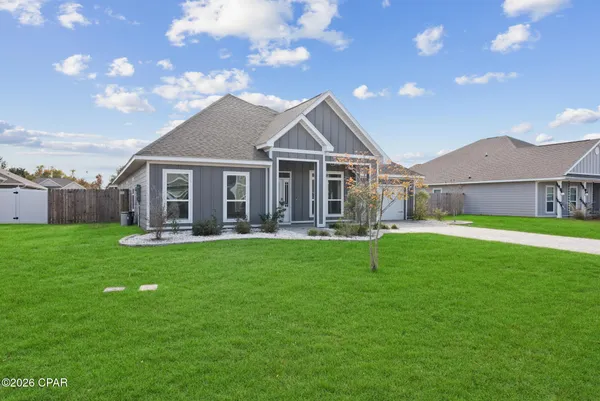 $500,000 | 140 Martingale Loop, Lynn Haven, FL 32444