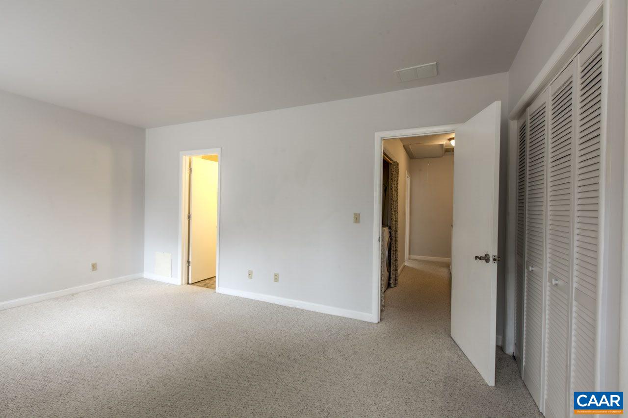 124 Blithe Court Charlottesville, VA 22901 - Photo 47 of 50 Gallery Image 47