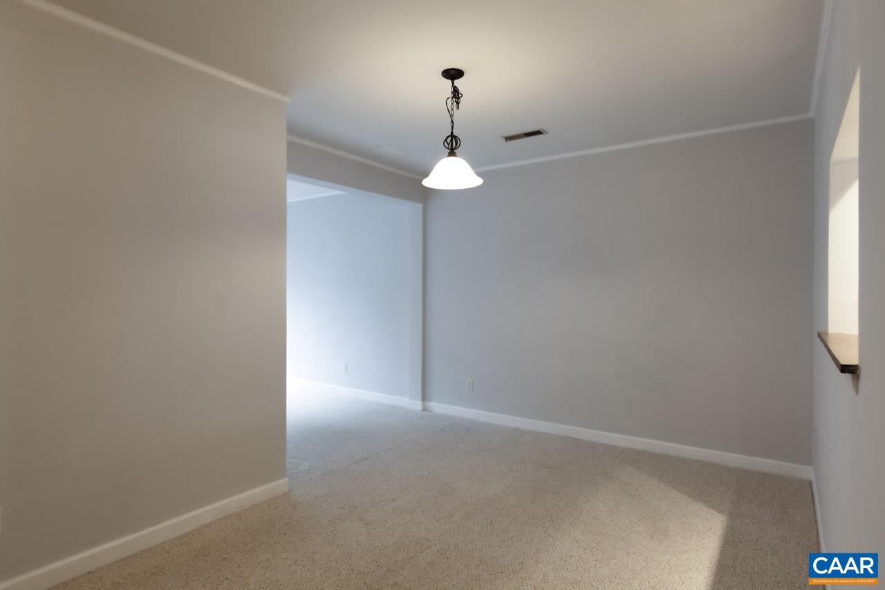 124 Blithe Court Charlottesville, VA 22901 - Photo 7 of 50 Gallery Image 7