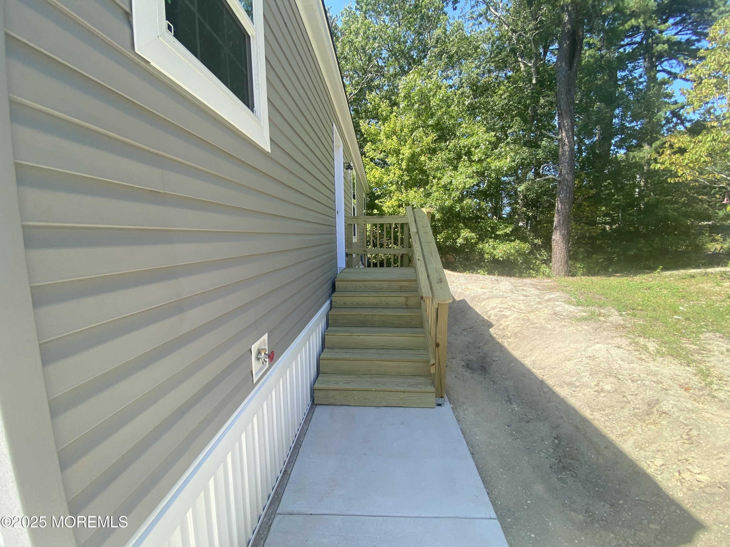 18 Maple Tree Court Manahawkin, NJ 08050 - Photo 20 of 21 a view of balcony