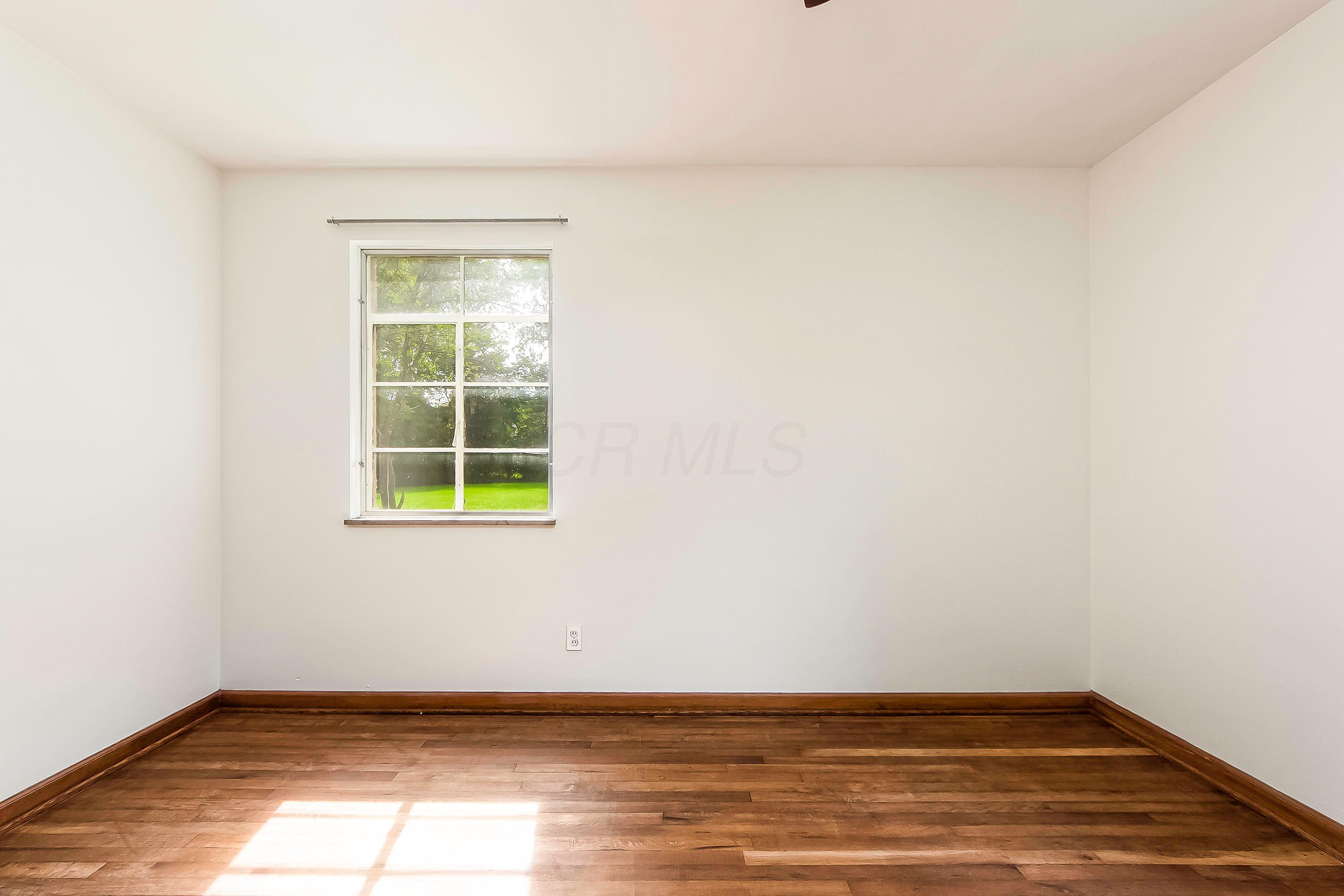 1885 Snouffer Road Columbus, OH 43085 - Photo 15 of 29 Gallery Image 15