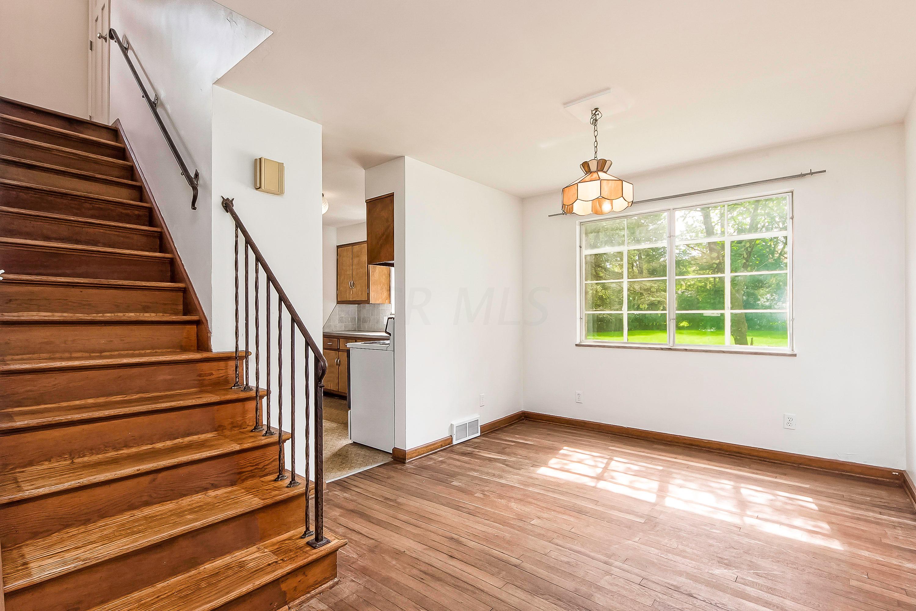 1885 Snouffer Road Columbus, OH 43085 - Photo 7 of 29 Gallery Image 7