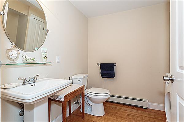 58 Mishawum Road, Unit 3 Woburn, MA 01801 - Photo 11 of 28 Gallery Image 11