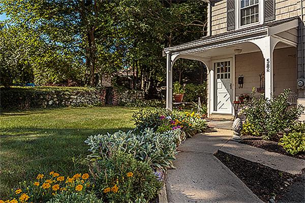 58 Mishawum Road, Unit 3 Woburn, MA 01801 - Photo 27 of 28 Gallery Image 27