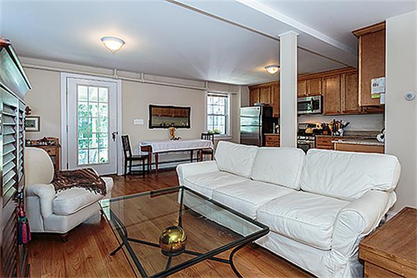 58 Mishawum Road, Unit 3 Woburn, MA 01801 - Photo 7 of 28 Gallery Image 7