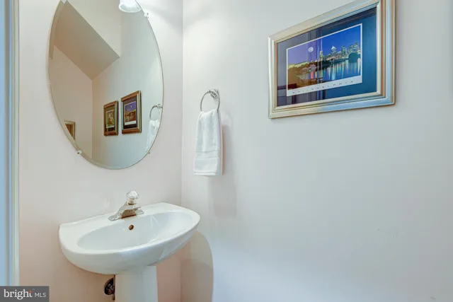 $450,000 | 327 Rockmeade Drive, Wilmington, DE 19810